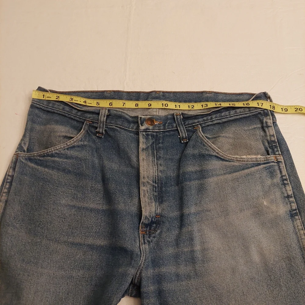 Rustler Medium Acid Wash Denim Mid Rise Straight Leg Jeans Workwear Size 36x30